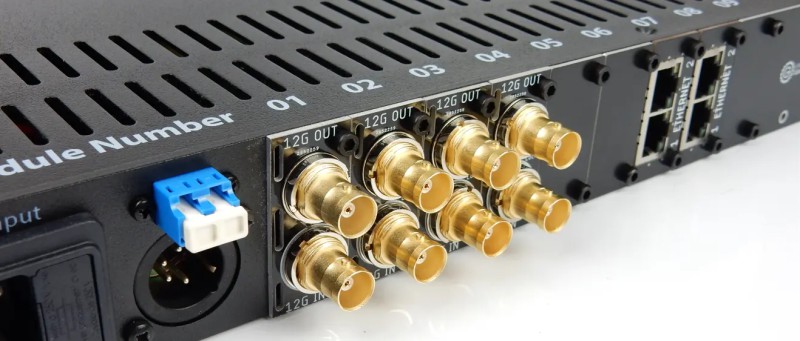 BroadcastGear Fiber - Send/Receive MiniMux (4x4 4K UHD-SDI & Gigabit Ethernet)